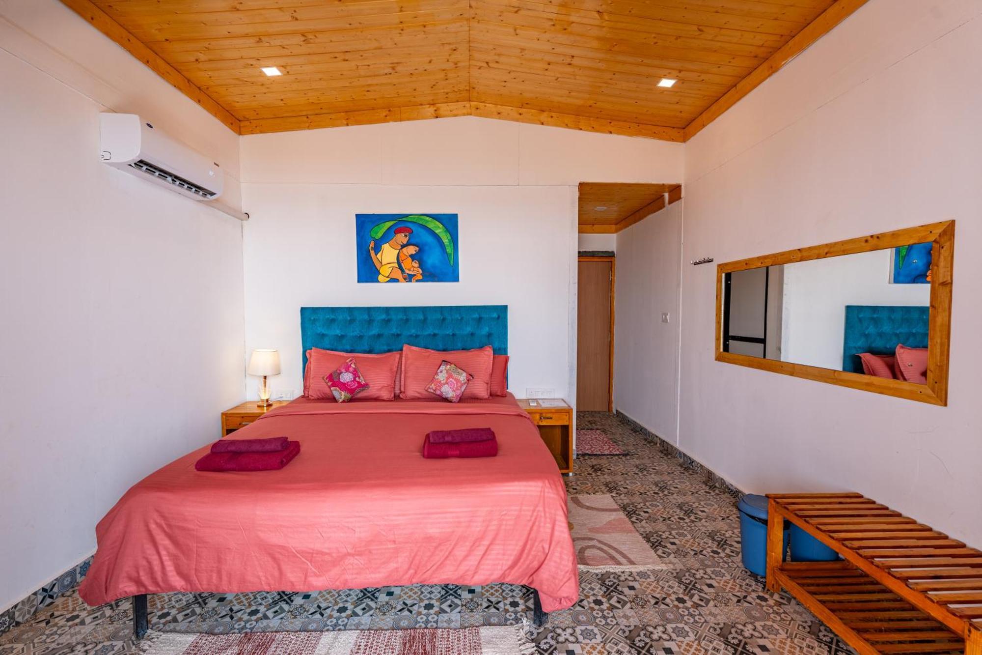 Simrose Hotel Агонда Екстериор снимка